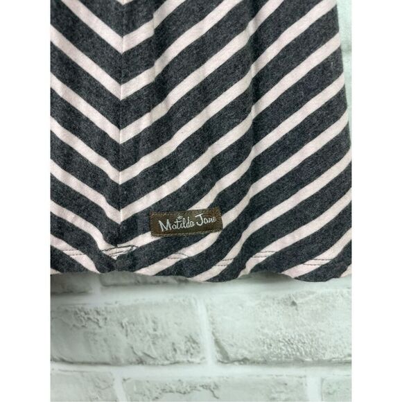 Matilda Jane Top Womens Medium Gray Pink Tunic Stripe Swing Long Sleeve Stretch - Picture 5 of 6